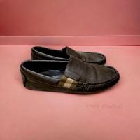 ราคา Gucci รองเท้าหนัง ผู้ชาย ไซส์ 41 มือสอง (22155686465)