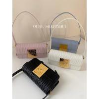 ราคา กระเป๋าสะพายข้าง Dior Miss Dior แบบใหม่ ทำจากหนังลูกวัว (51101186485)