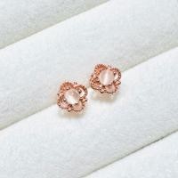 ราคา [พร้อมส่ง] ต่างหูเงินแท้ 925 ฝังพลอยมูนสโตนหรือพลอยมุกดาหาร(Moonstone) ขนาด 3 มิล (40202335327)