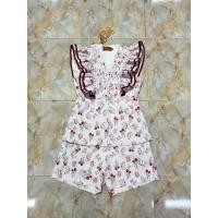 ราคา (S) พร้อมส่ง ชุดเซท 2 ชิ้น เสื้อแขนระบายกับกางเกงขาสั้นลายเกสรดอกไม้สีแดง งานป้าย NT Princess แท้ มือ1 ป้ายห้อย (26107636701)