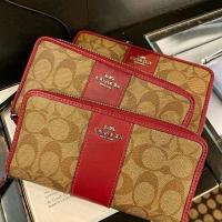 ราคา COACH ACCORDION ZIP WALLET IN SIGNATURE COATED CANVAS WITH LEATHER STRIPE (7814965483)