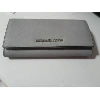 ราคา กระเป๋าสตางค์ Michael Kors ใบยาว (5435081085)