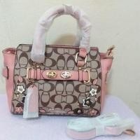 ราคา กระเป๋าXiangfeier (XFE) แท้ 100% สแวกเกอร์ สีชมพู (24232929124)