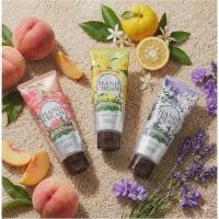 ราคา ครีมทามือโคเซ บำรุงมือเนียนนุ่ม ชุ่มชื่น หอมกลิ่นจากธรรมชาติ Precious Garden Hand Cream Kose 70g. (24624061468)