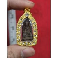 ราคา พระรอดกรุวัดมหาวันจังหวัดลำพูนเนื้อดินเผาแก่งให้พร้อมกรอบทองไมครอนแท้พร้อมแขวนบูชา (41517926113)