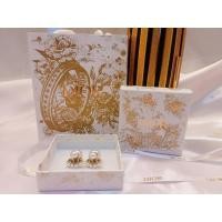 ราคา NEW !! ต่างหูอักษร JADIOR อุปกรณ์ครบ ริบบิ้น ถุง กล่อง ต่างหู อย่างดี (21514413322)