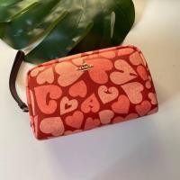 ราคา COACH BOXY COSMETIC CASE (4429193766)