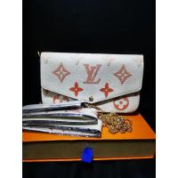 ราคา Louis​ vuitton​ colใหม่งานออริสีขาวพร้อมสายสะพาย2เส้น (8251220135)