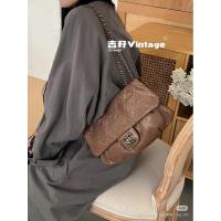 ราคา พิเศษเปิดตัวแรกเกรดเพดานยุคกลางชาแนลชาแนลคาเวียร์กระเป๋ายุคกลางกระเป๋าเมฆสนามบินกระเป๋าโซ่หนังวัวหลากหลายสะพายไหล่ข้างเดียวข้ามร่างกายจรจัดกลับสบายๆสาวเท่ต้องมี! J2MU J2MU (50303198061)