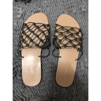 ราคา รองเท้า CC-OO แท้ ไซส์ 38 มือ2 สีเขียวขี้ม้าเข้ม (3164332577)