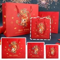 ราคา ถุงของขวัญปีม้าหลายขนาด | ดีไซน์มงคล | บรรจุภัณฑ์ซองจดหมายสีแดงกระดาษแข็งสีขาว | จันทรคติ New Year Essential (57251854448)