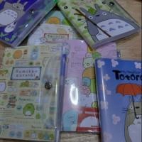 ราคา สมุดโน้ต ลายการ์ตูนเล่มเล็ก พร้อมปากกาลูกลื่นขนาด 14.5×10.5 ซม. (1991299733)