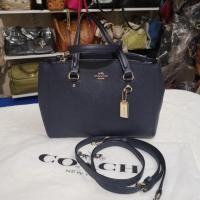 ราคา กระเป๋าสะพายโค้ช​ Coach ของแท้​มือ2 สภาพสวย​ หนังแท้สีกรม​ สายยาวปรับระดับได้​ ขนาด​ 10นิ้ว​ สูง​ 8นิ้ว (4634735046)