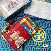 ราคา #พร้อมส่งในไทย Tory Burch กระเป๋าแดงนำโชคปีวัว กระเป๋าตังน้องวัว (9606962466)
