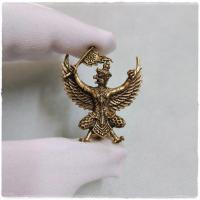 ราคา พญาครุฑเชิญธง รุ่นเชิญธงวาสนา พระอาจารย์วราห์ (27526319362)