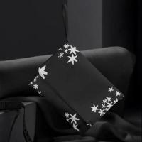 ราคา #พร้อมส่ง #กระเป๋าคลัทช์ สุดเก๋ โดยดีไซเนอร์ชื่อดัง Vera Wang #Starbucks Thailand (7039081679)