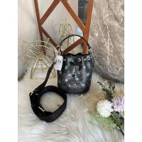 ราคา ⭐️ทักแชทก่อนสั่งซื้อ⭐️ Coach ทรงขนมจีบ Dempsey Drawstring Bucket Bag (22815630378)