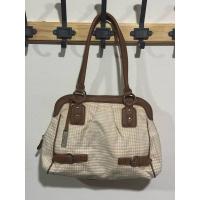 ราคา กระเป๋าสะพาย Chaps มือสอง (25228781591)