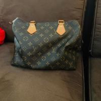 ราคา กระเป๋าหลุยส์มือสอง สภาพใช้งาน (6242093212)