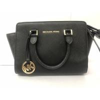 ราคา กระเป๋ามือสอง MICHAEL KORS หนัง Saffiano สีดำ ขนาด 11 นิ้ว พร้อมส่ง (17474366101)