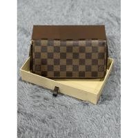ราคา used lv zippy wallet dc12 (8041549746)