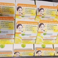 ราคา แท้ Garnier Light Complete White Speed Day Serum Cream SPF20/PA+++ ขนาด 18ml (2523182066)