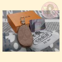 ราคา Coach พวงกุญแจรีโมทรถยนต์ บ้าน สุดหรู (10642423008)