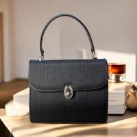 ราคา กระเป๋าถือแผงคอม้า La moda Elegance ทำมาจากขนคอม้าหางม้ามาสานเต็มใบ (43907777553)