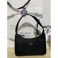 ราคา Prada re-edition 2000 nylon mini bag (24337001355)