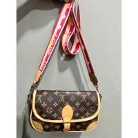 ราคา กระเป๋าสะพายข้างหนังแท้ Louis Vuitton มือสองขนาด ยาว 10” สูง 6.5” ฐานกว้าง 4” (25687938677)