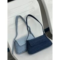 ราคา Judy Denim กระเป๋าผ้ายีนส์ ปรับสายได้ (23672074903)