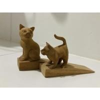 ราคา ไม้กั้นประตูแกะสลัก ไม้กั้นประตูรูปสัตว์ ไม้กั้นประตู ลิ่มไม้กั้นประตู แมวไม้กั้นประตู (12238646068)