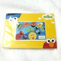 ราคา บัตร Rabbit พิเศษ รุ่น SESAME STREET Limited Edition สีน้ำเงินฟ้า พร้อมสมุดโน๊ตสีเหลือง (2072423587)