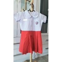 ราคา ชุดนักเรียนอนุบาลกระโปรงแดง มือสอง (29162049777)