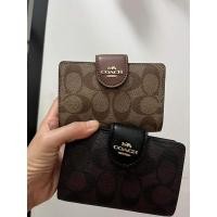 ราคา New Coach zip wallet (13845619376)