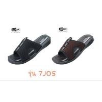 ราคา รองเท้าแอดด้ารุ่น 7J05 นุ่มสบายเท้า คงทน ของแท้ 100% (14676117127)