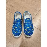 ราคา Slip on kids zoe และ zac blu โดย payless (43005727600)