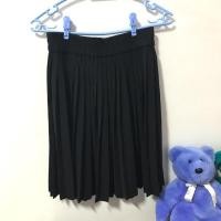 ราคา กระโปรงพลีท สีดำ ยาว18 (638641306)
