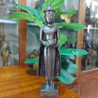 ราคา พระบูชา พระร่วง (วาจาสิทธิ์) ปางอุ้มบาตร วัดพระศรีรัตนมหาธาตุราชวรวิหาร จ.สุโขทัย เนื้อทองเหลือง เลของค์ที่ ๖ สูง 11.5 (24382652831)