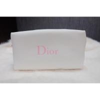 ราคา กระเป๋าเครื่องสำอาง dior สีขาว ของแท้ ✨ (ใหม่มือ1 แต่มีตำหนิเล็กน้อย) (2027263563)