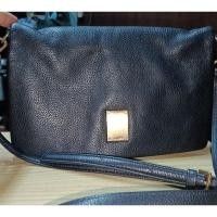 ราคา กระเป๋ามือสอง Couronne หนังแท้ สีดำ พร้อมส่ง (29134810322)