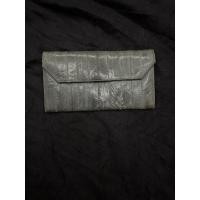 ราคา กระเป๋าสตางค์ใบยาว หนังปลาไหลแท้ (20171997527)