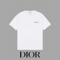 ราคา เสื้อยืดแขนสั้น Dior สำหรับชายและหญิง แบบใหม่ ดีไซน์เรียบง่ายในสไตล์ casual พร้อมลายพิมพ์สองบรรทัด (56254862558)