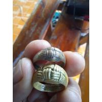 ราคา แหวนตะกร้อ เก่าๆไม่ทราบที(ได้ยกคู่ครับ) (25292542549)