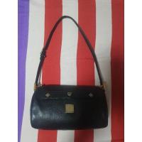 ราคา กระเป๋า MCM ของแท้ มือสอง ทรงพอช สะพายไหล่ หนังสีดำ (15497609489)