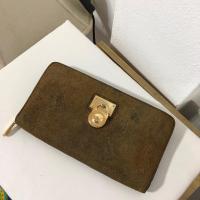 ราคา mkแท้มือสองหนังกลับสภาพดี (23559214508)