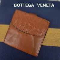 ราคา กระเป๋าหนังใบสั้น โบเตก้า เวเนตต้า Bottega Veneta รุ่นวินเทจหนังนิ่มมือสองของแท้ มีหลายช่องการใช้งานขอบมีเก็บสีดำมา (28007635825)