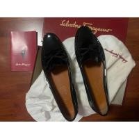 ราคา รองเท้า Ferragamo ผู้หญิง ไซ้ 37-38 ทรงเรียว หนักแก้ว แท้% สภาพซื้อเก็บ (23372189686)