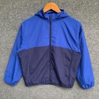 ราคา เสื้อคลุมพาร์ก เด็ก สีทูโทน Size 150 Uniqlo มือสอง (40200791753)