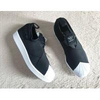 ราคา NewAdidas Slip On สีดำ (1443580475)